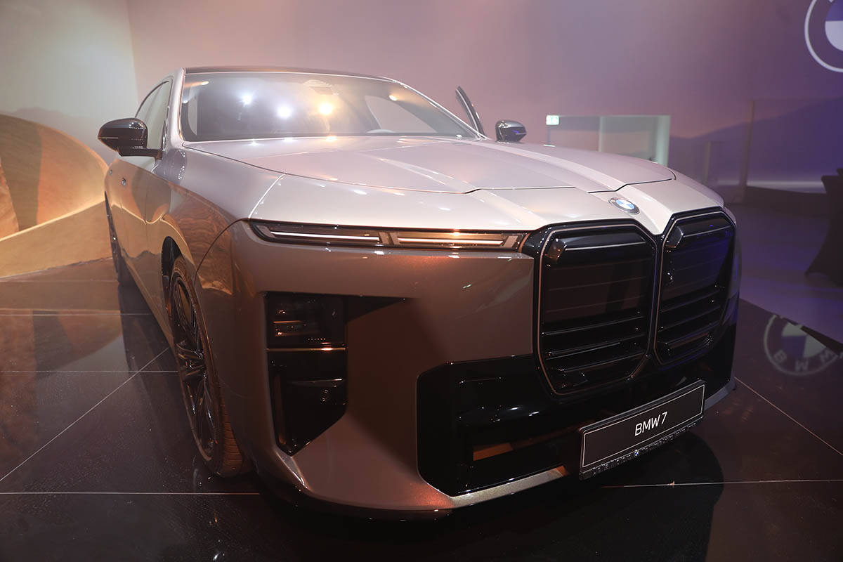 BMW X7 (13).jpg