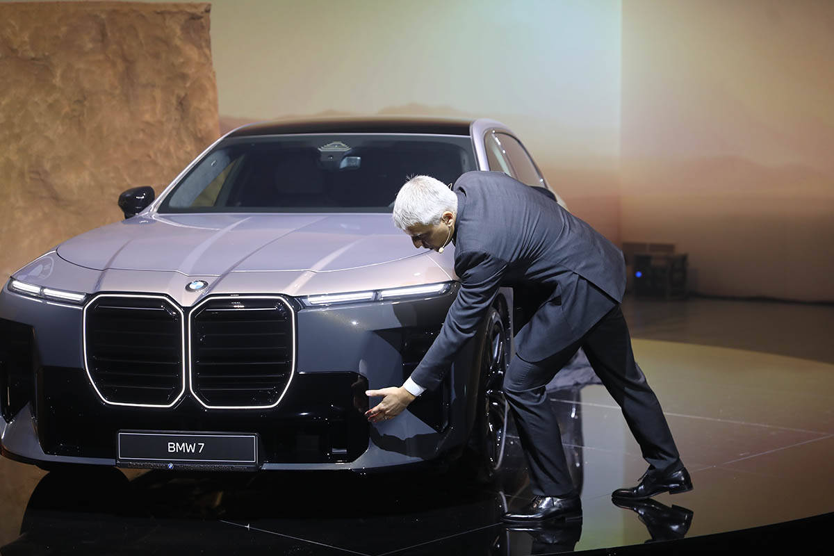 nova serija BMW X7 i BMW 5  (17).jpg