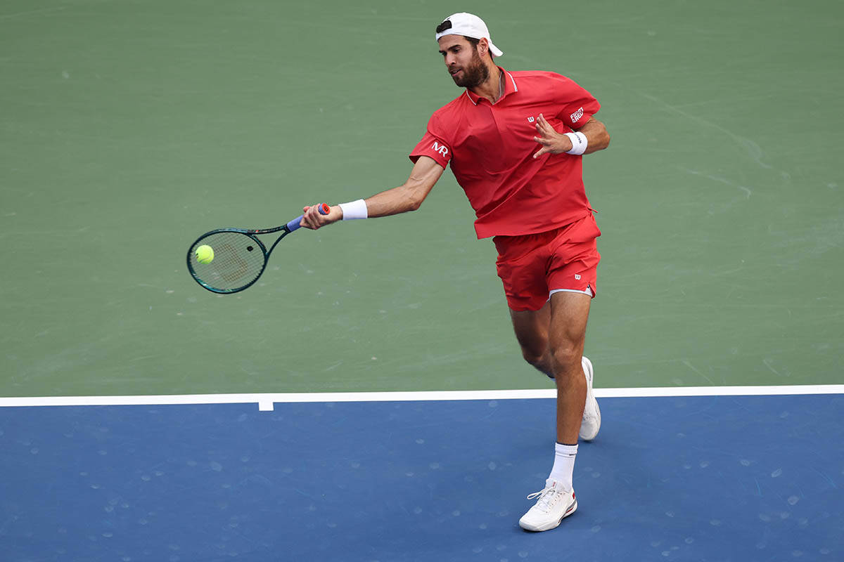 Zverev - Hačanov US open 2.jpg
