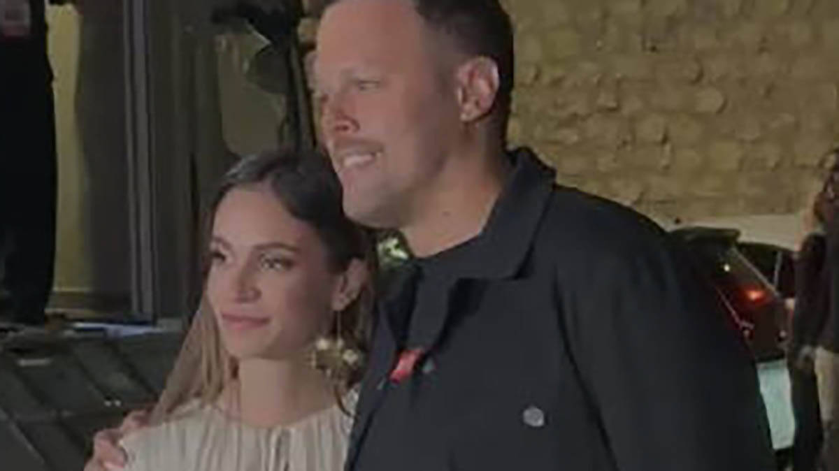 Igor Kojić sa trudnom devojkom Nikolinom 1.jpg
