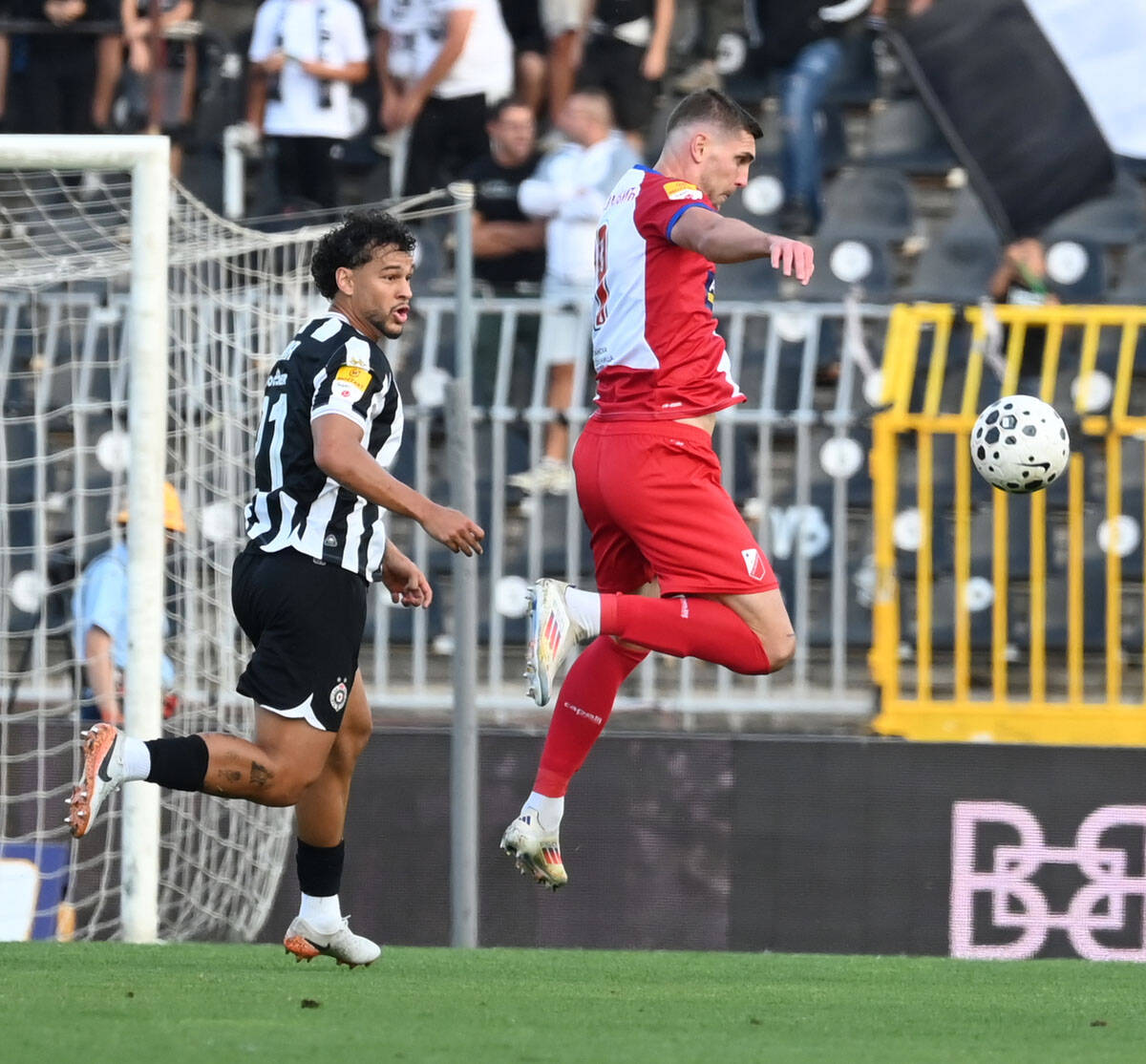 Partizan vs Vojvodina (11).jpg