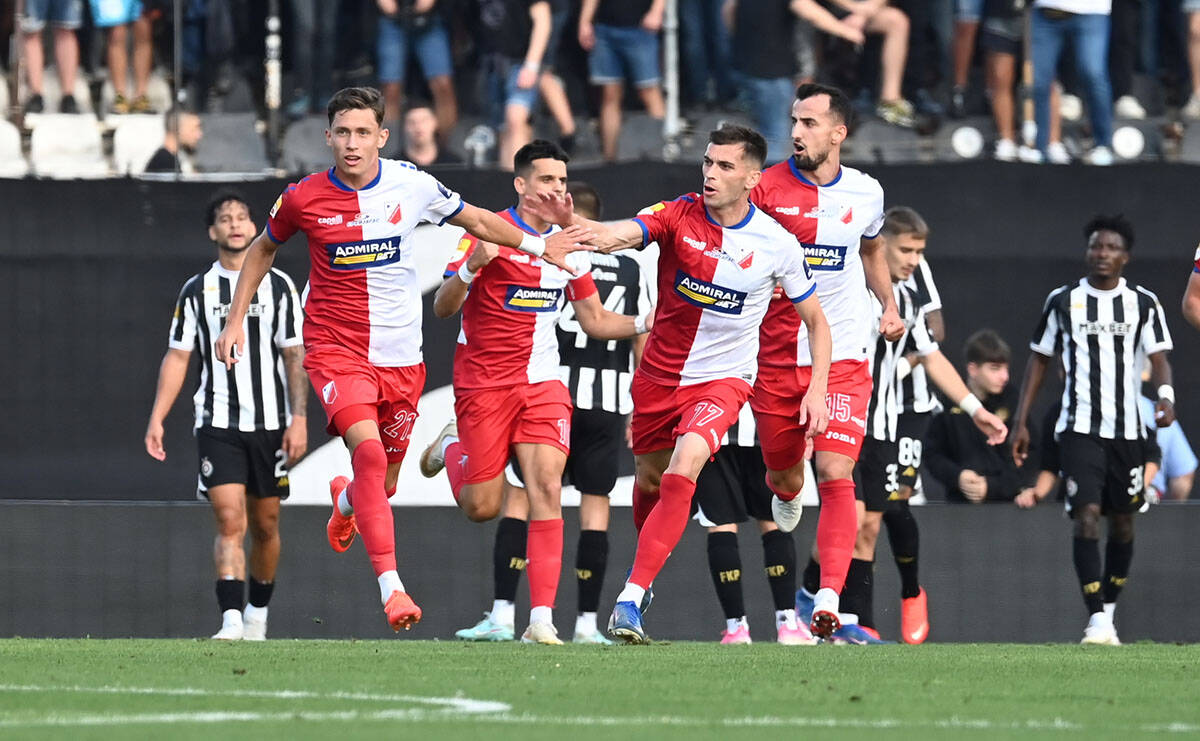 Vojvodina vs Partizan (8).jpg