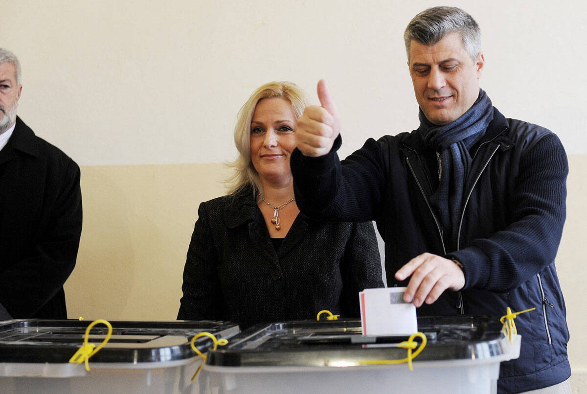 Ljumnija Tači i Hašim Tači (2).jpg