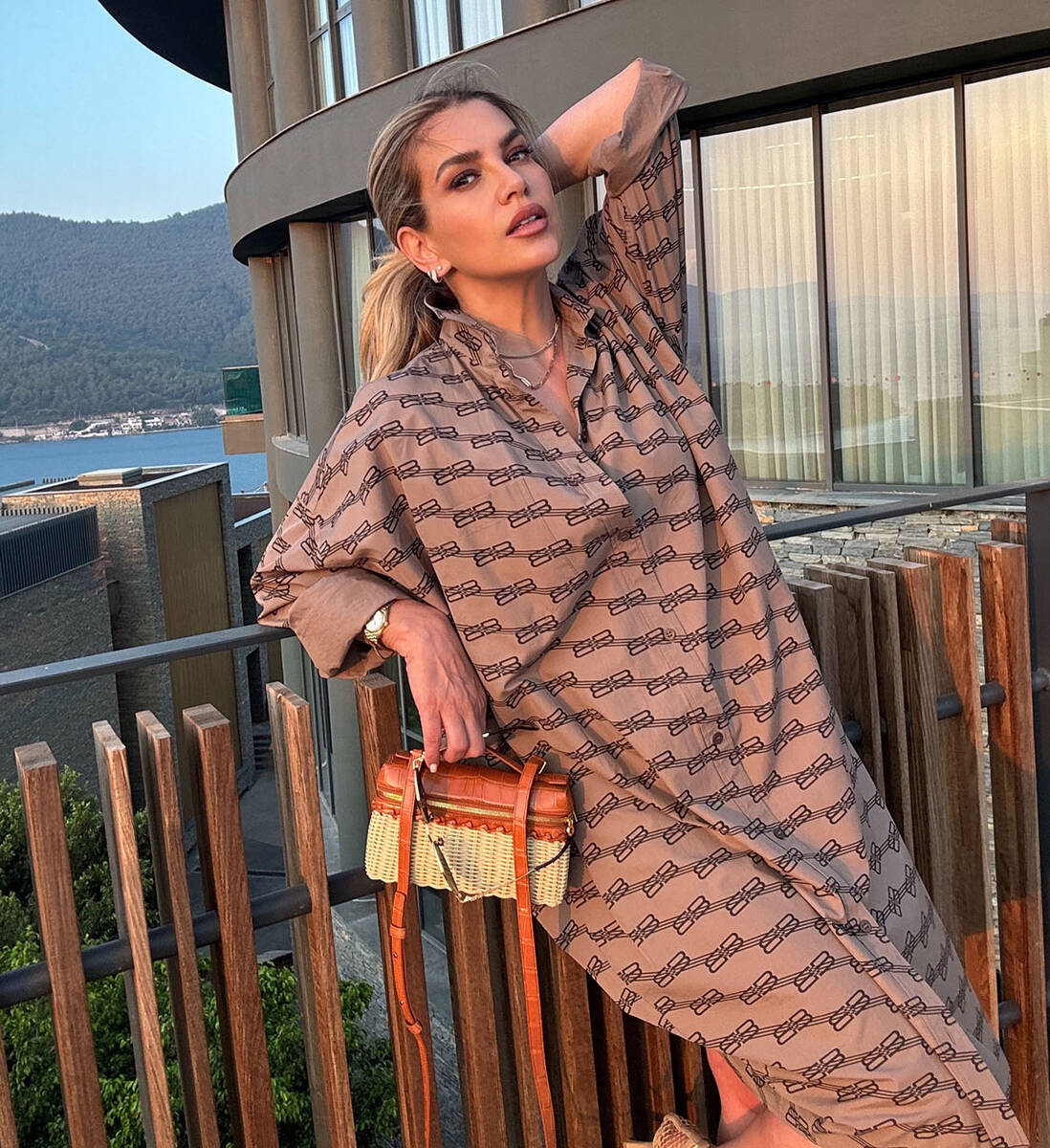 Leonora Jakupi  (6).jpg