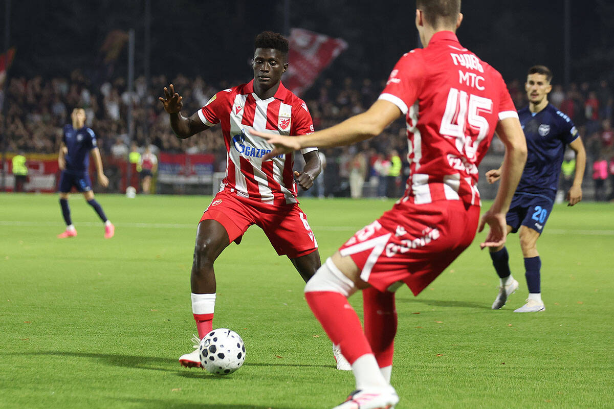 Crvena zvezda - Železničar (6).jpg