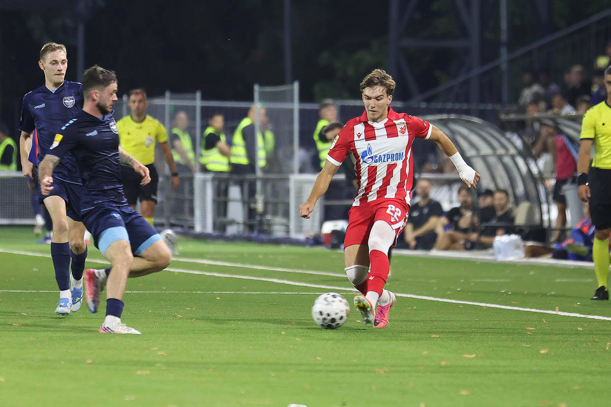 Crvena Zvezda - Železničar (1).jpg