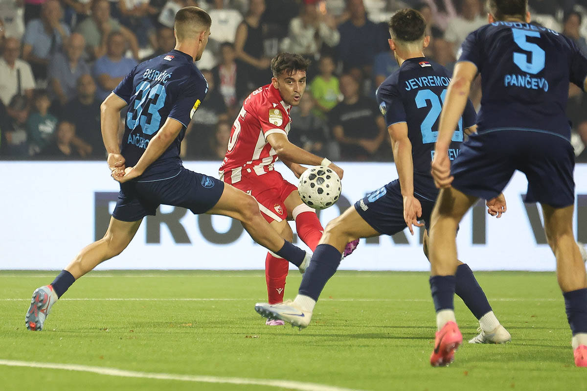 Crvena Zvezda - Železničar (1).jpg