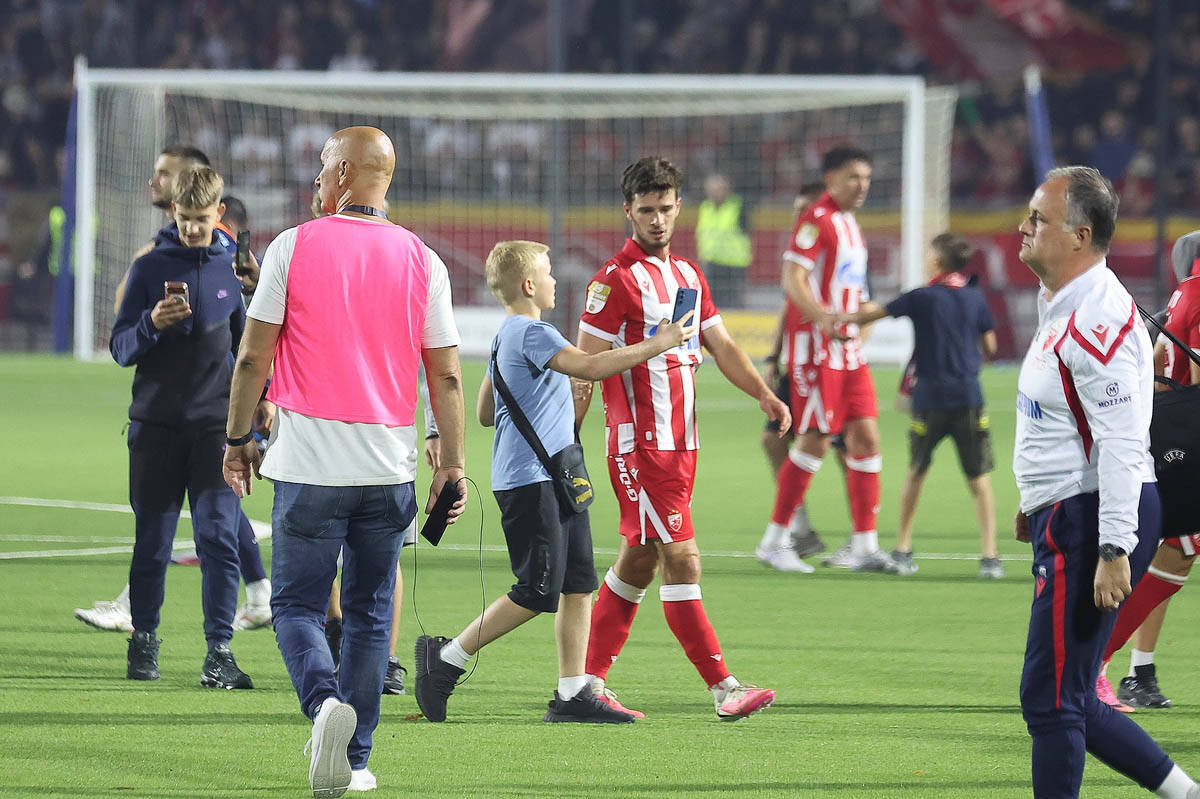 Crvena Zvezda - Železničar (1).jpg