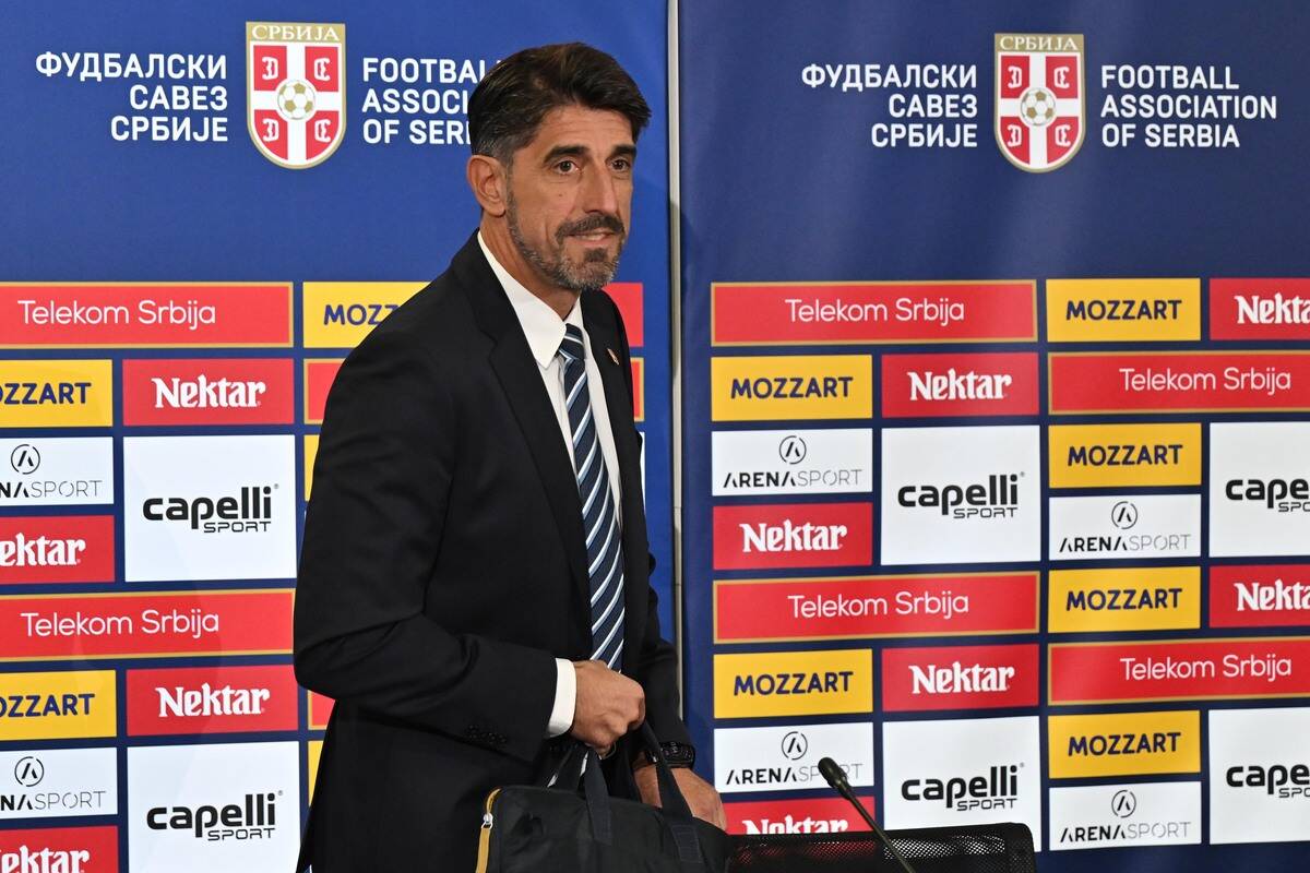 veljko paunović2.JPG