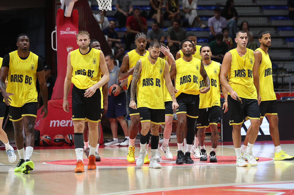 Crvena Zvezda - Aris (3).jpg