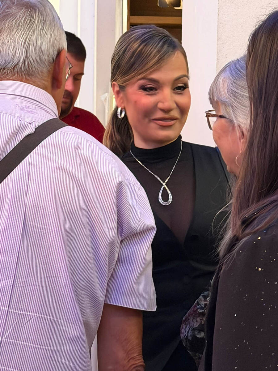 Jelena Tomašević na promociji knjige Ivana Bosiljčića “Naše priče” (8).jpg