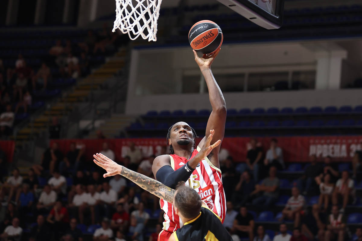 Crvena Zvezda - Aris (1).jpg