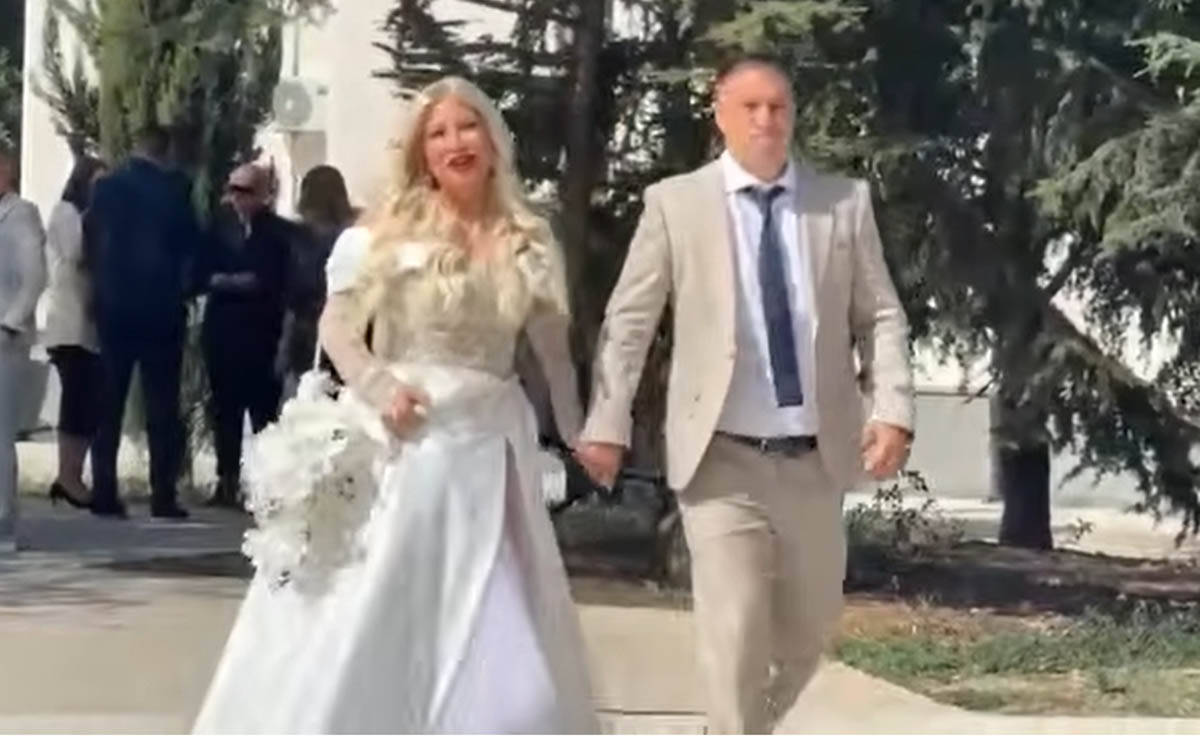 venčanje Dea Đurđević u Hramu Svetog Save 7.jpg
