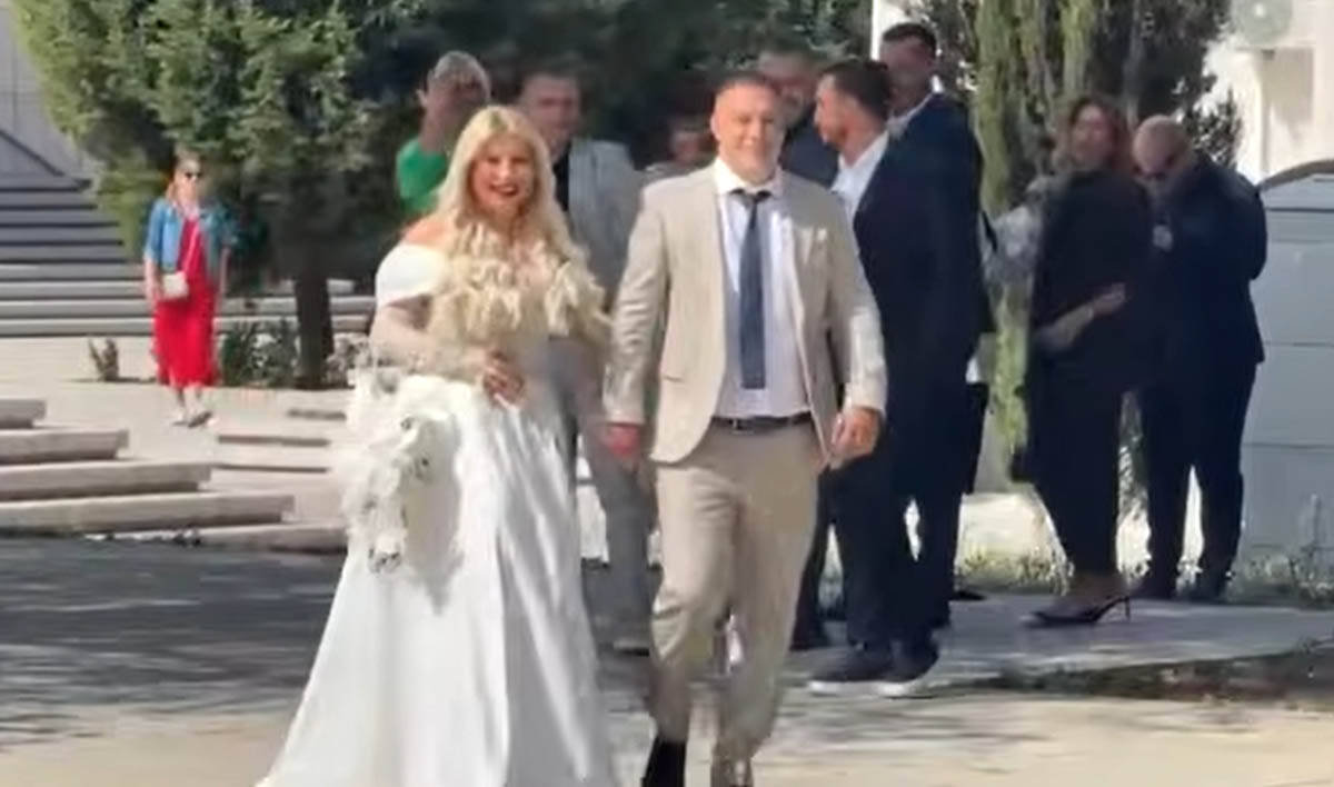 venčanje Dea Đurđević u Hramu Svetog Save 9.jpg
