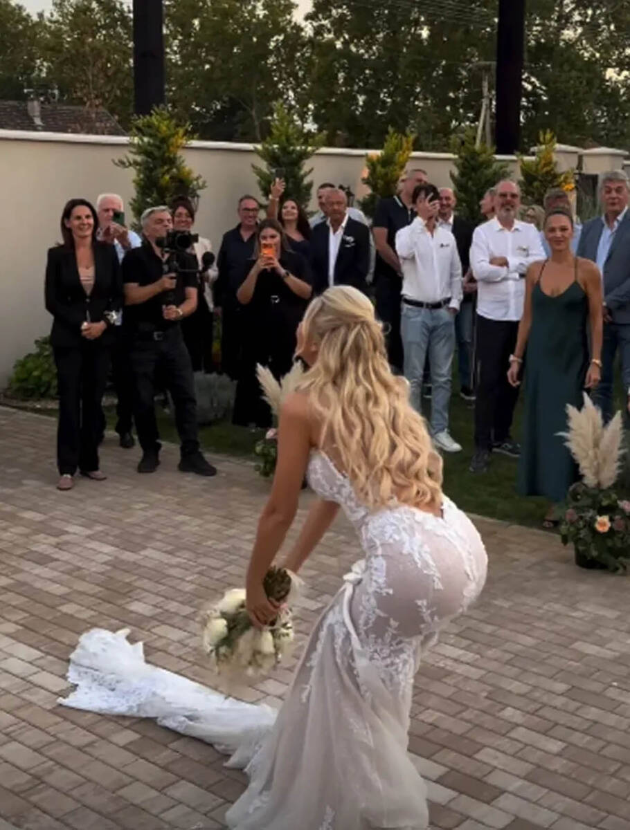 jelena jovičić venčanje (2).jpg