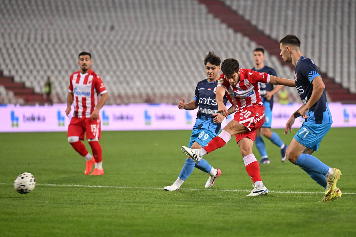Crvena Zvezda - Radnički Niš (6).jpg