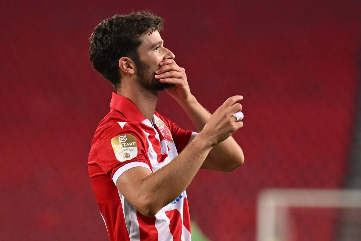 Crvena Zvezda - Radnički Niš (8).jpg