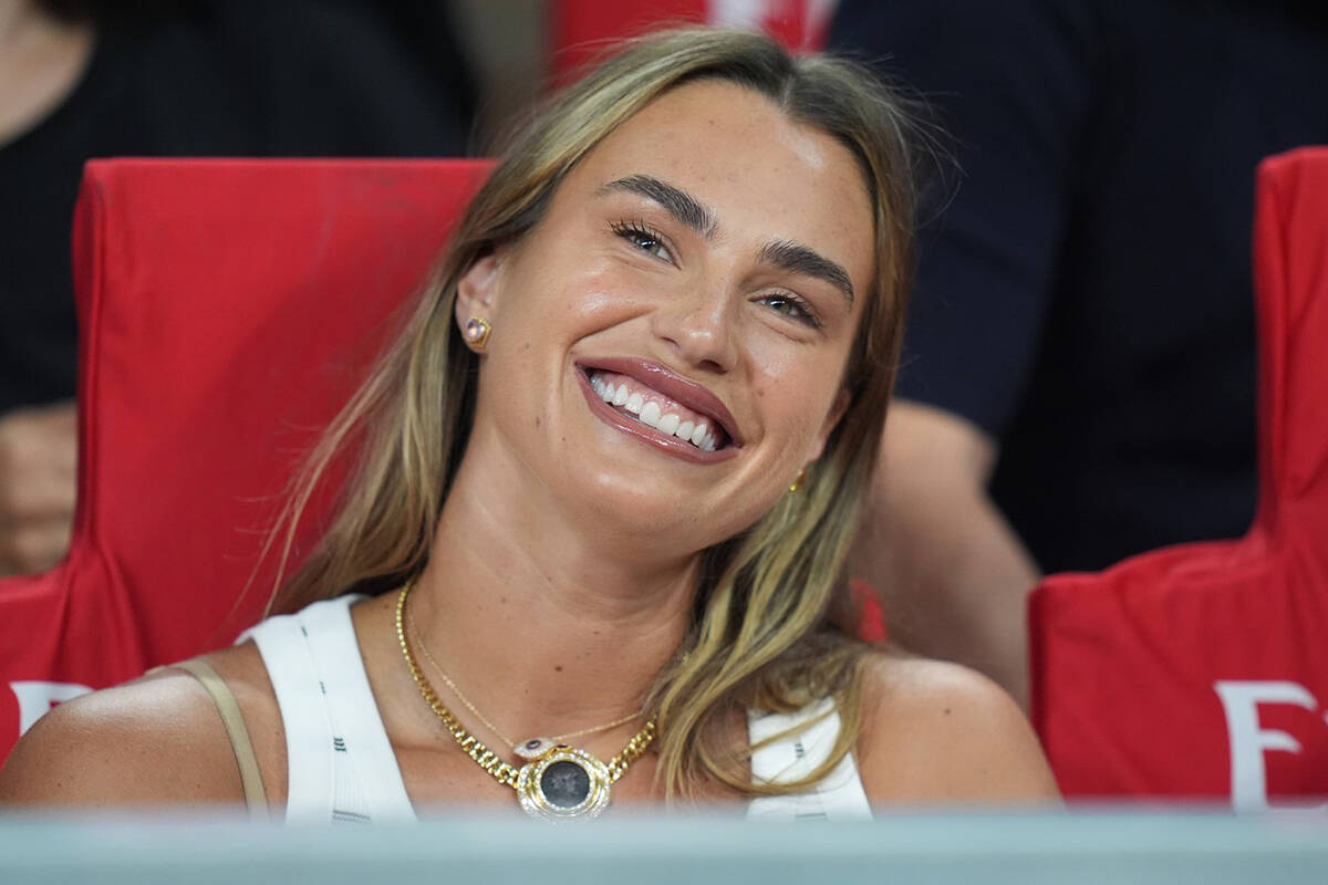 Arina Sabalenka gleda Milan