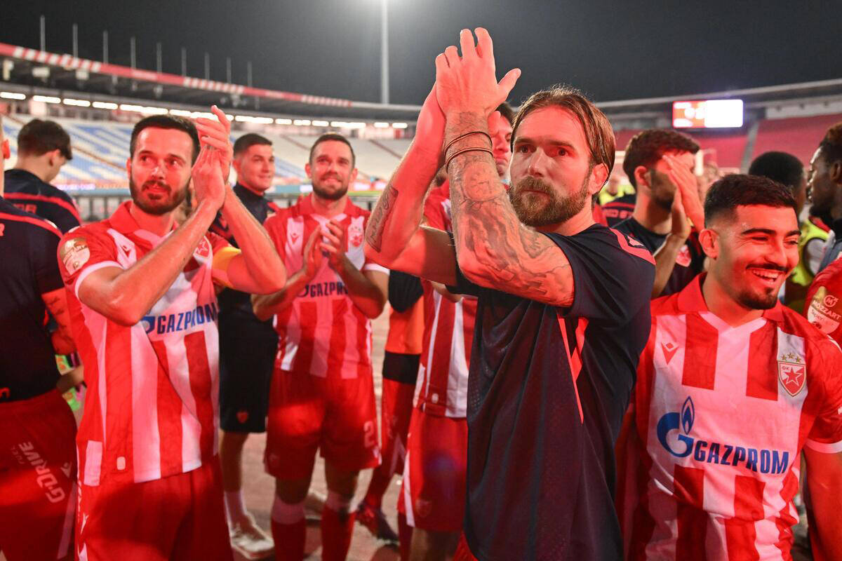 Crvena Zvezda - Radnički Niš (3).jpg