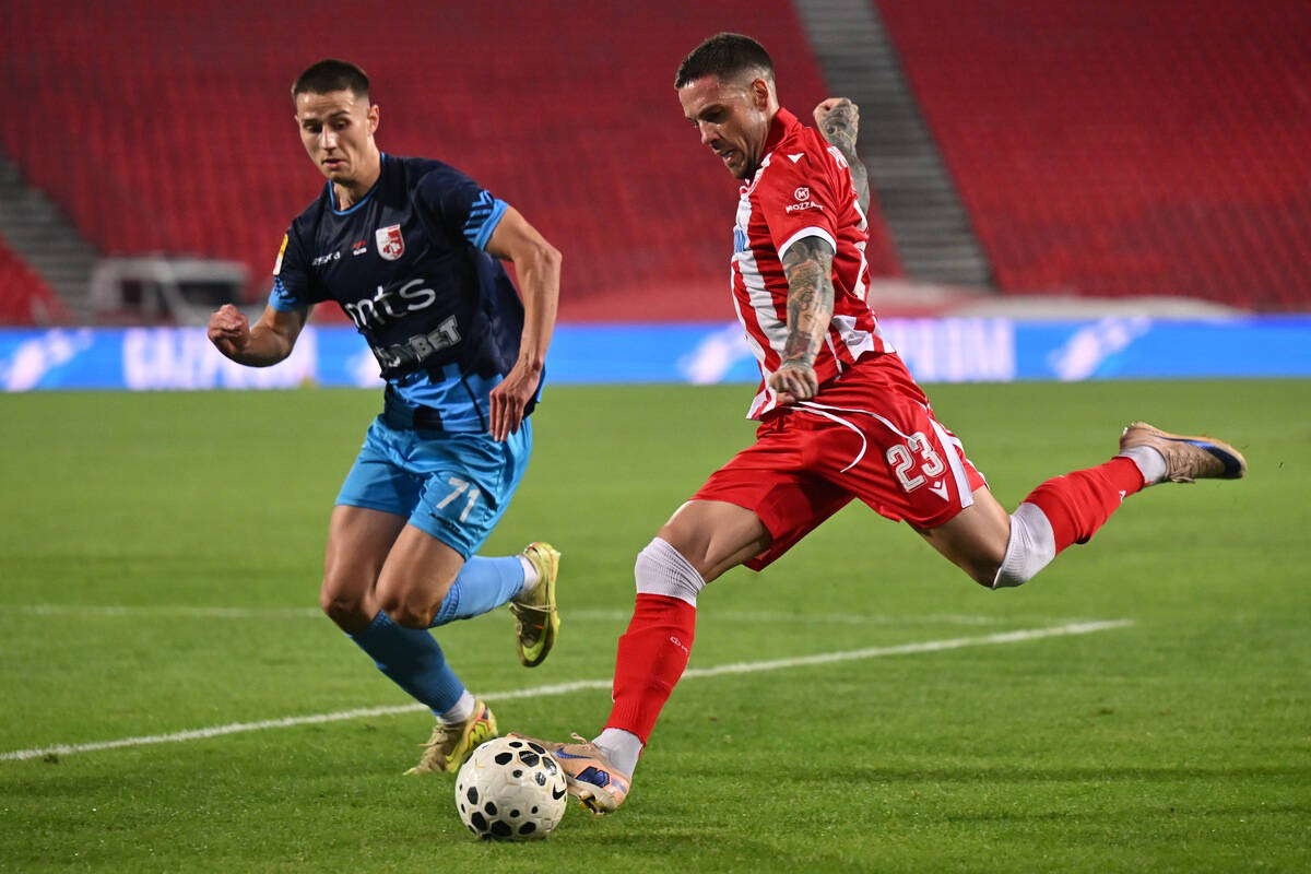 Crvena Zvezda - Radnički Niš (9).jpg
