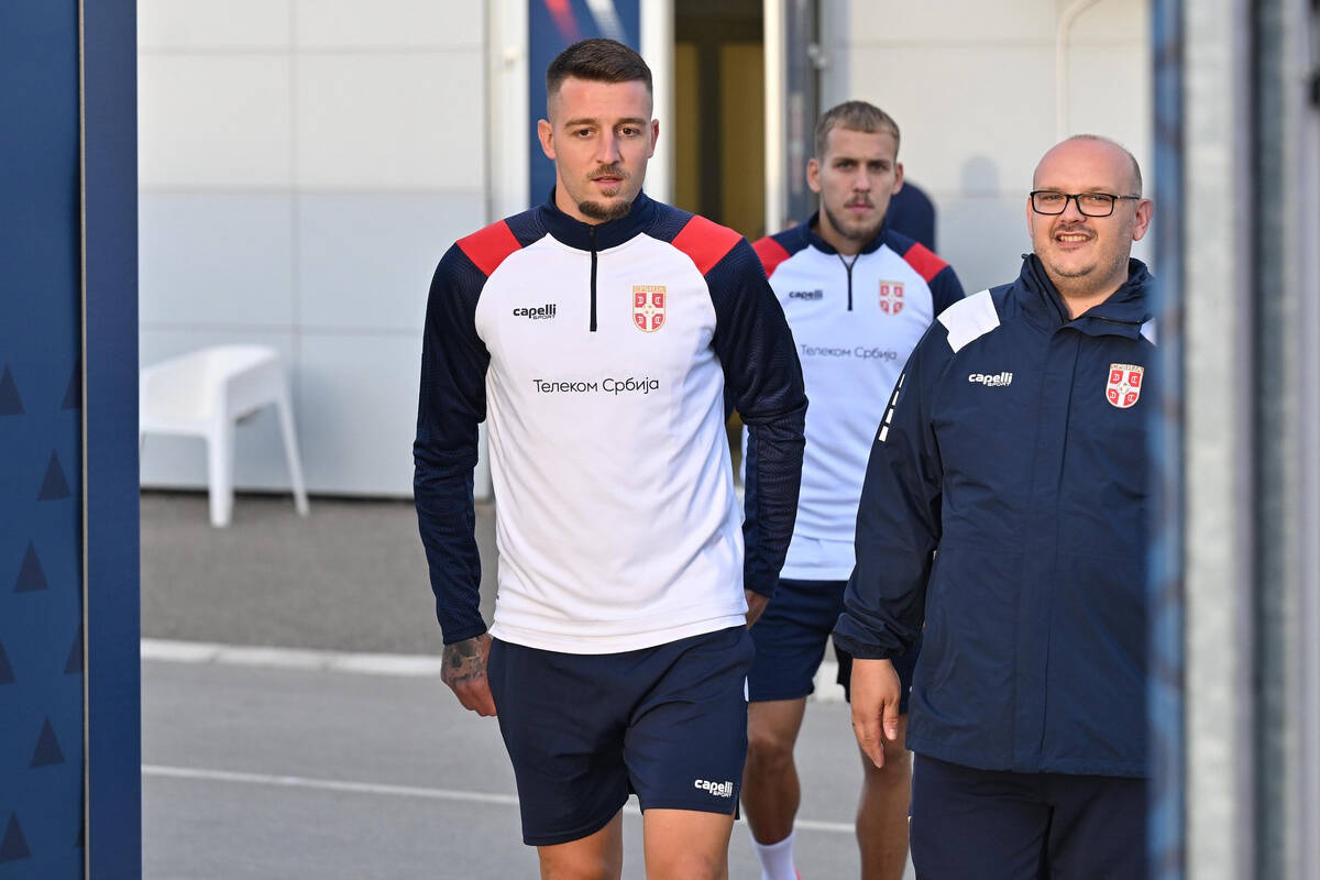 fudbalska reprezentacija Srbije trening (9).jpg