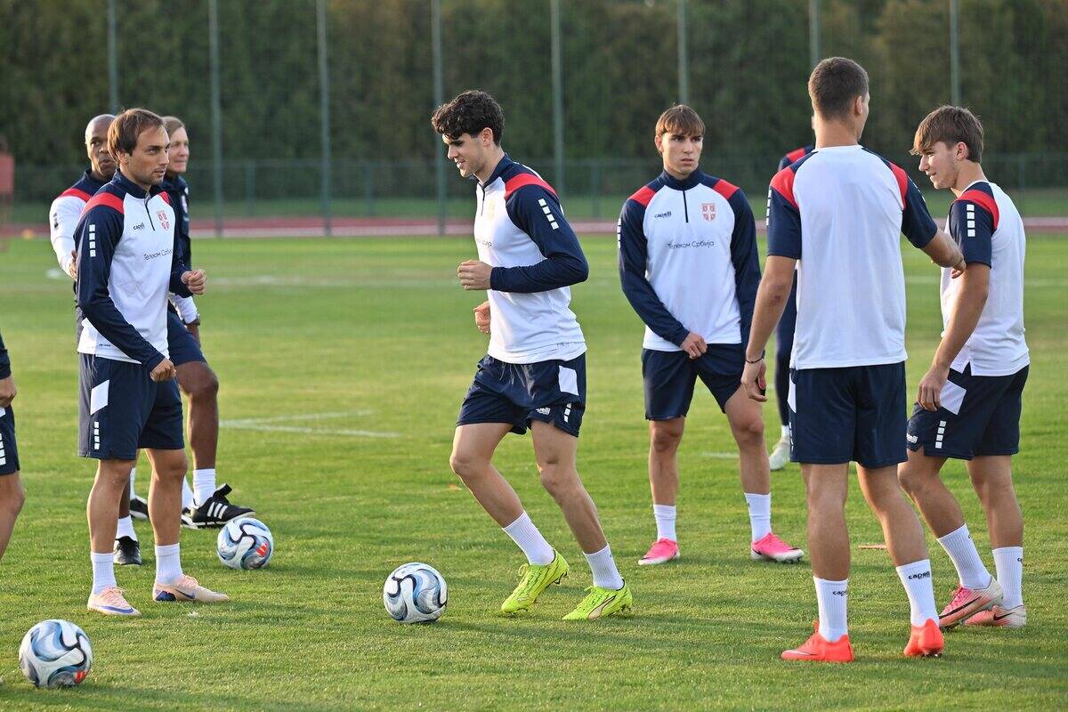 Trening fudbalera Srbije (4).JPG