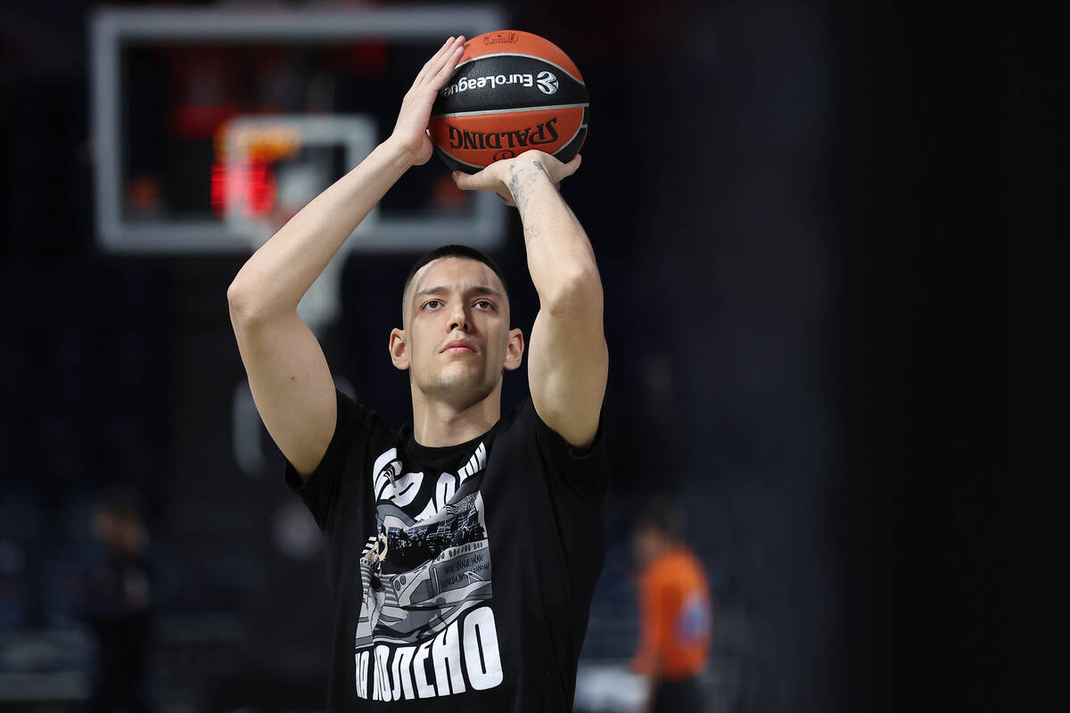 Partizan - Armani (1).JPG