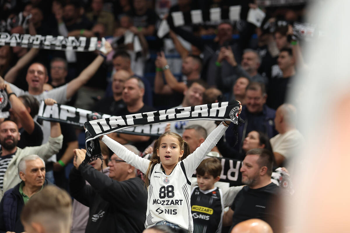 Partizan - Armani  (2).JPG