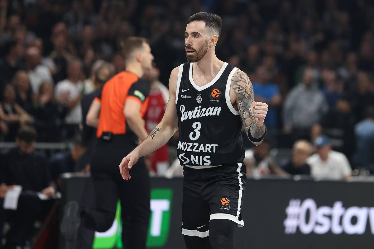 Partizan - Armani (9).JPG
