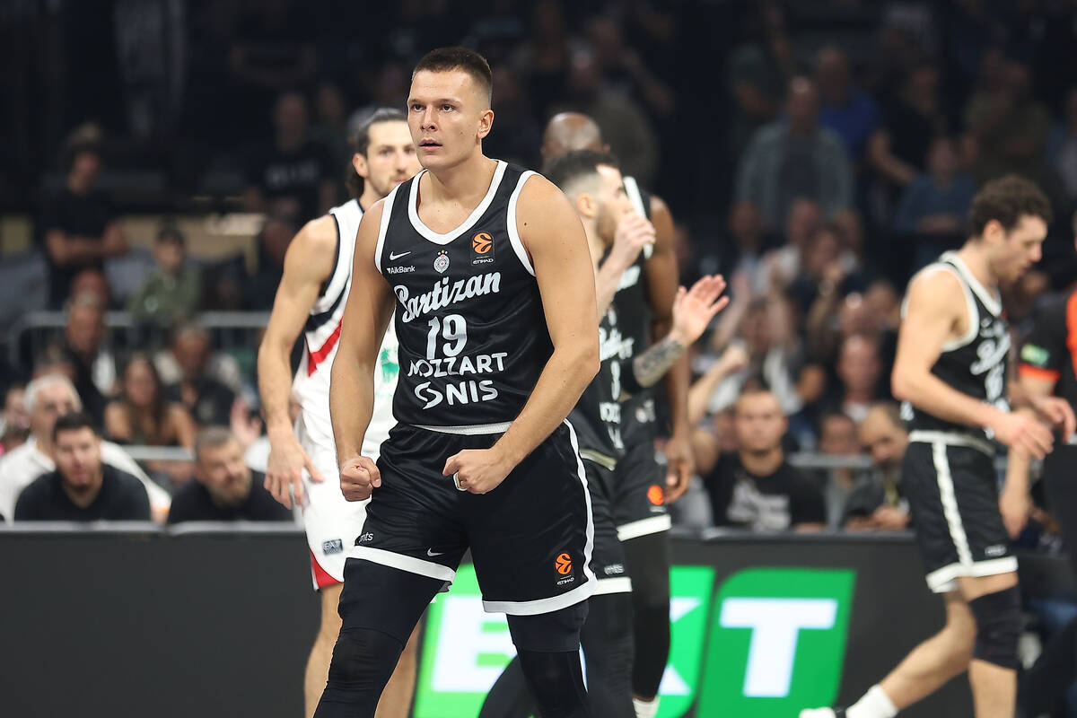 Partizan - Armani (10).JPG