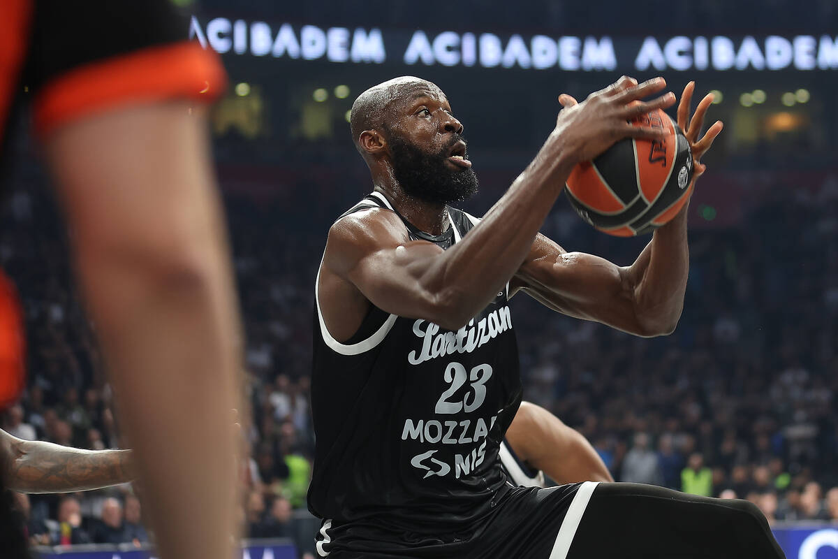 Partizan - Armani  (16).JPG
