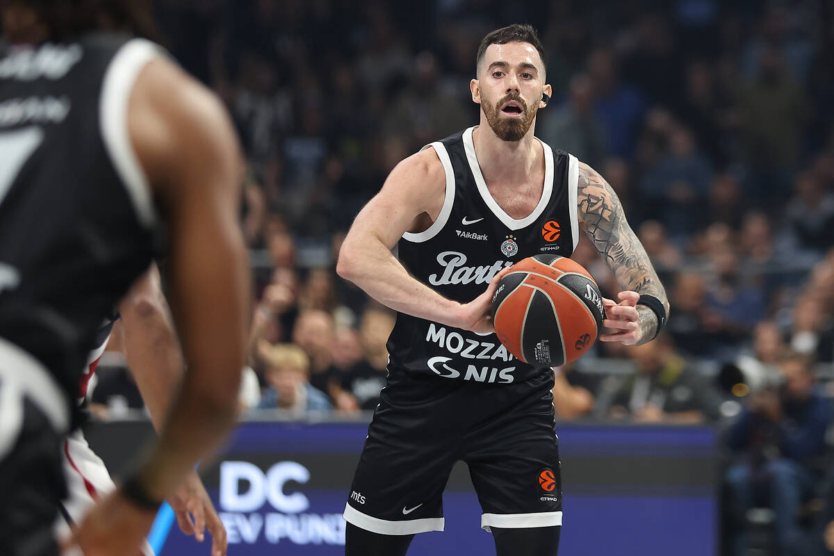 Partizan - Armani  (17).JPG