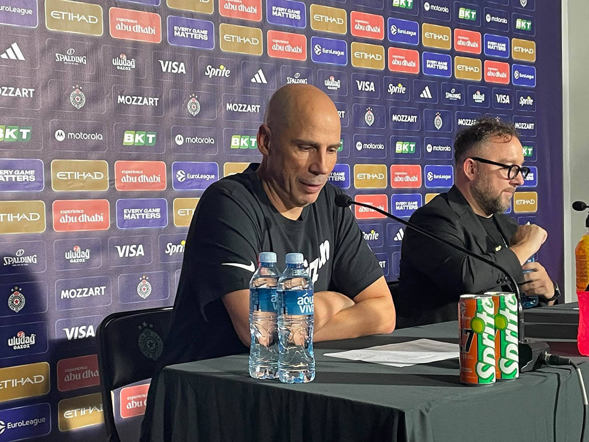 Ðoan Penjaroja konferencija 1.jpg