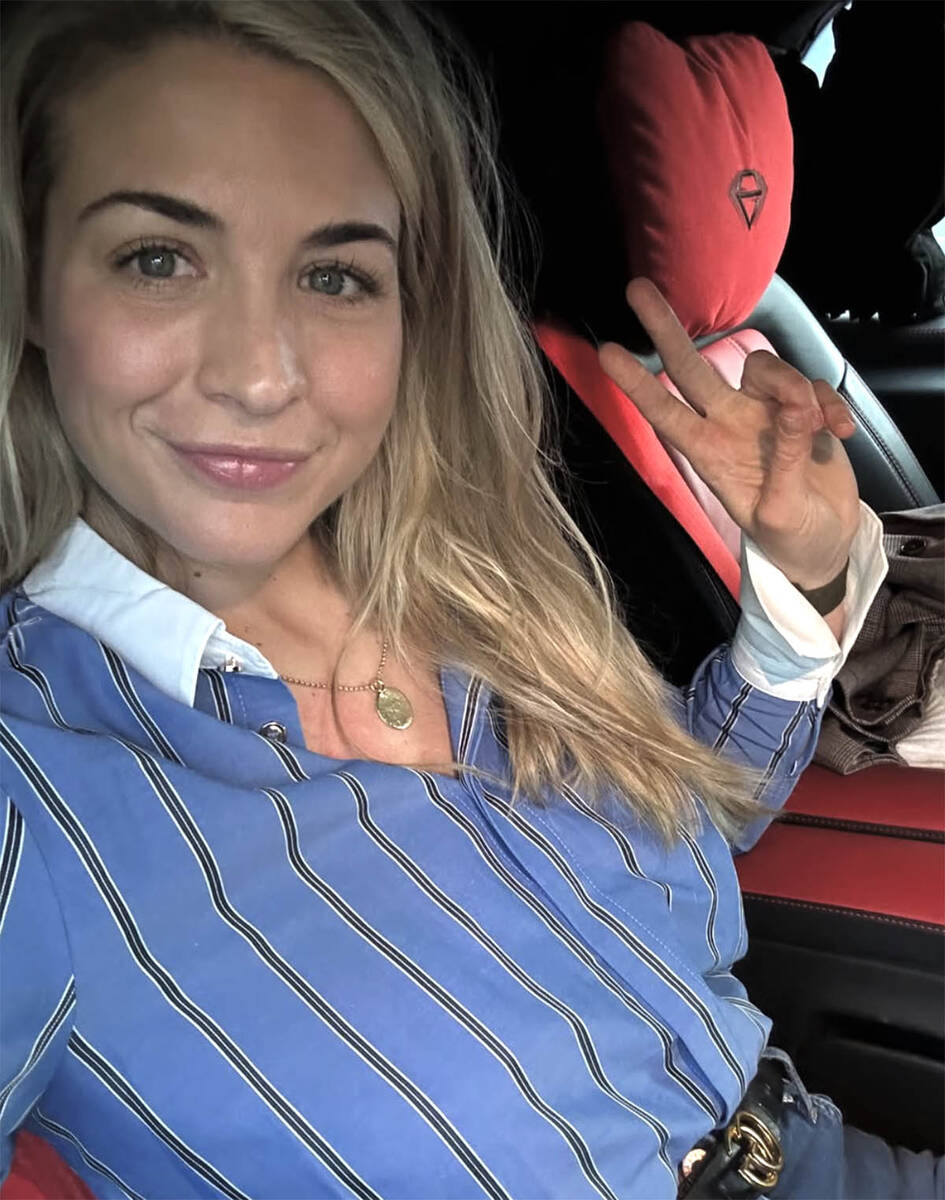 Džema Atkinson 3.jpg