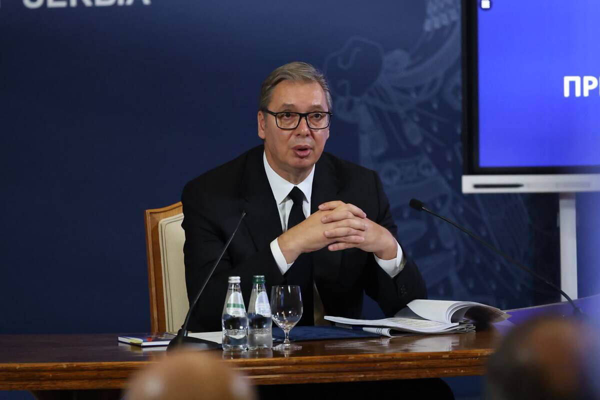 Aleksandar Vučić obraćanje iz Predsedništva7.jpg