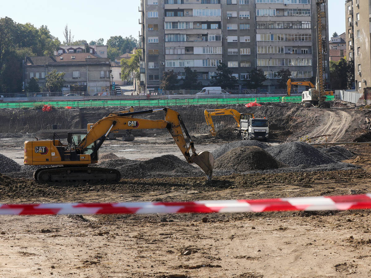 bomba_gradilište_poenkareova_ stefan_stojanović_ (7).jpg