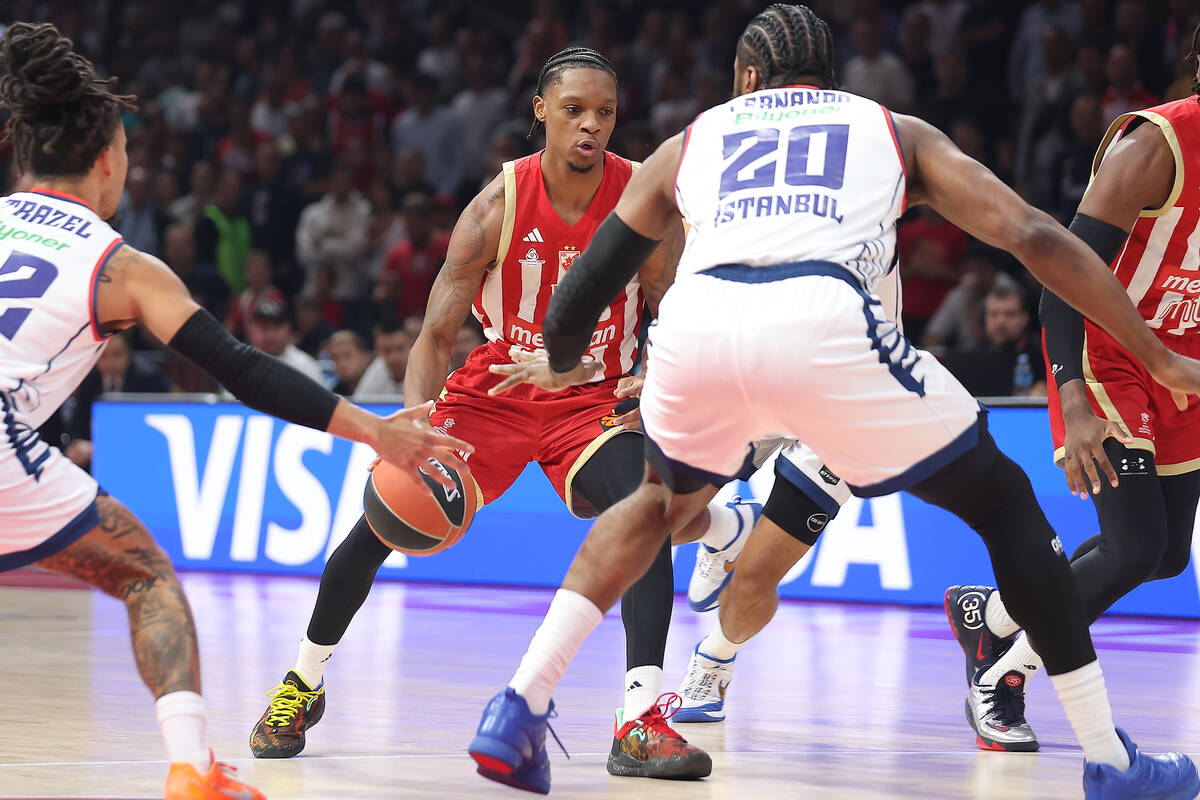 Zvezda - Efes 1.JPG