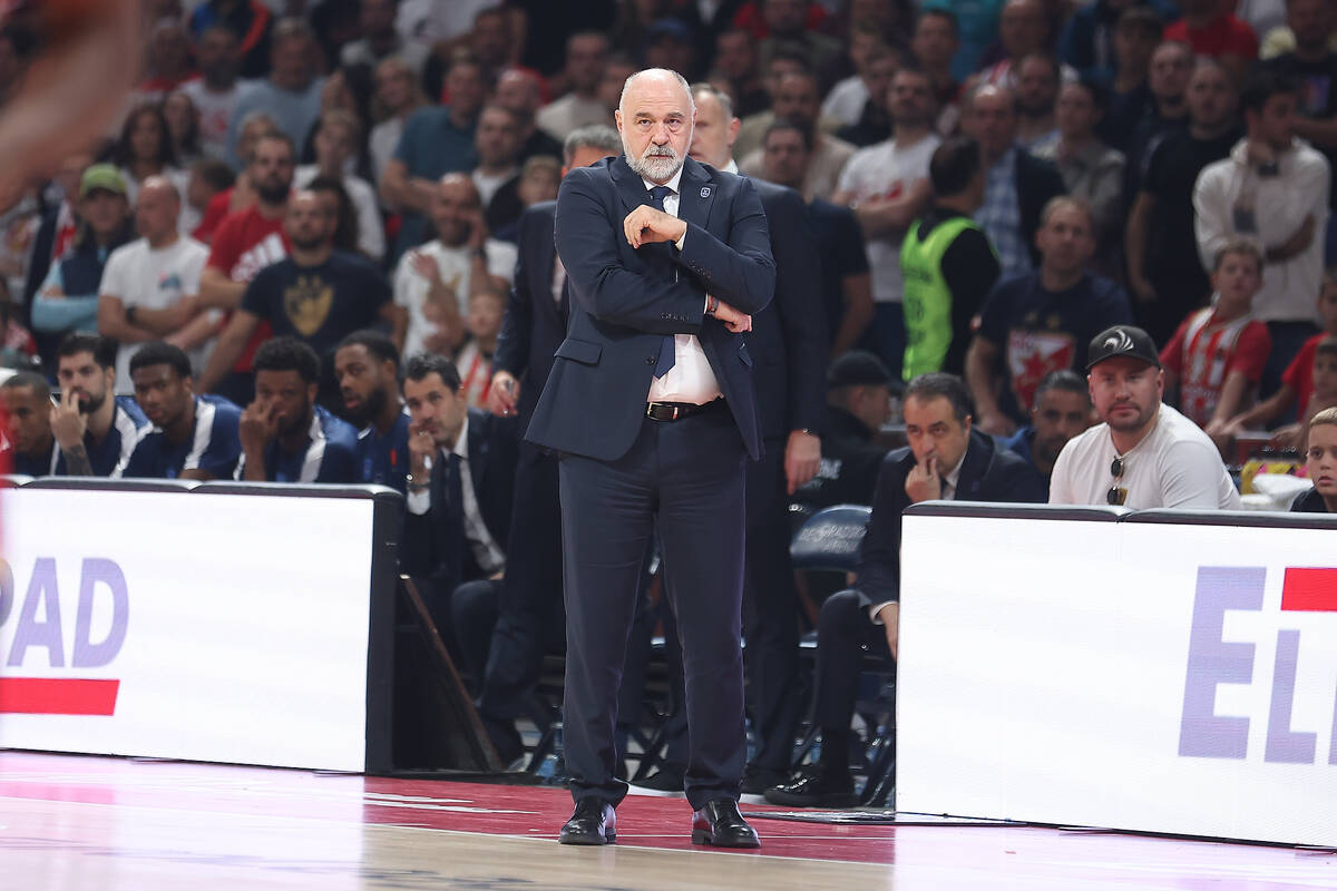 Zvezda - Efes 1.JPG