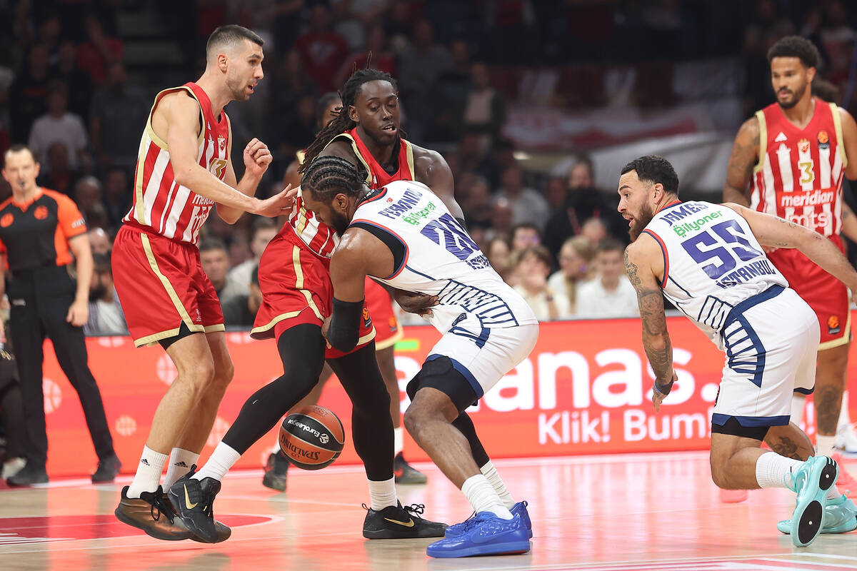 Zvezda - Efes 1.JPG