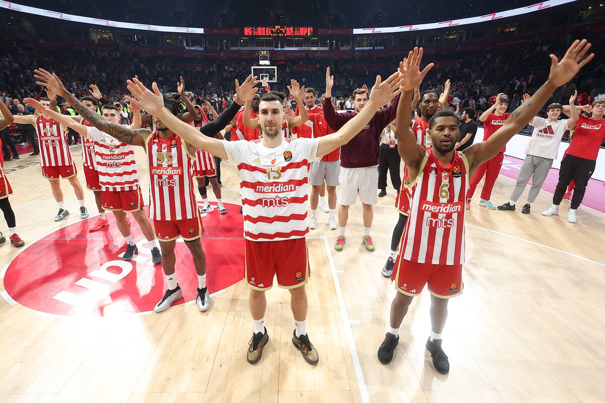 Zvezda - Efes 23.JPG