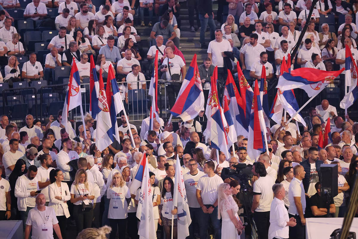 Skup liste Aleksandar Vučić Ujedinjena Srbija 1.jpg