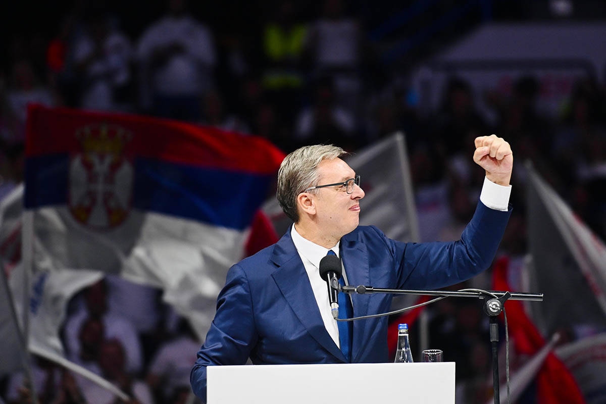 Aleksandar Vučić Ujedinjena Srbija 1.jpg