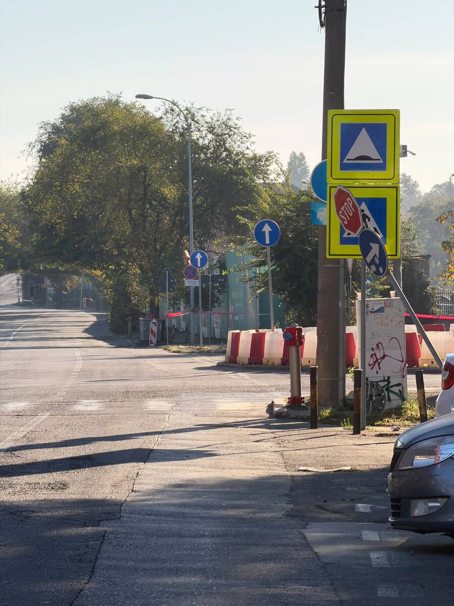 bomba poenkareova (1).jpeg