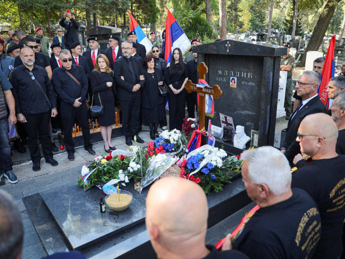 Ratko Mladic 40 dana parastos (1).jpg