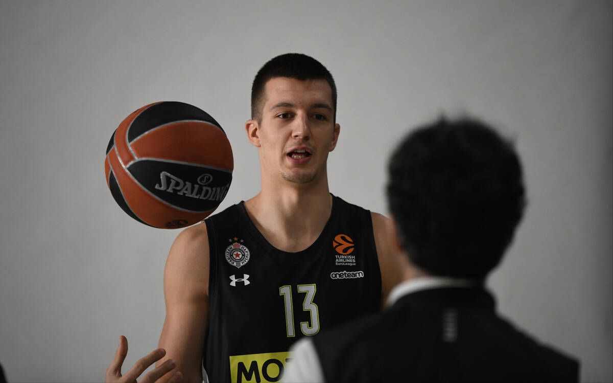 Đorđije Jovanović na promociji u Partizanu