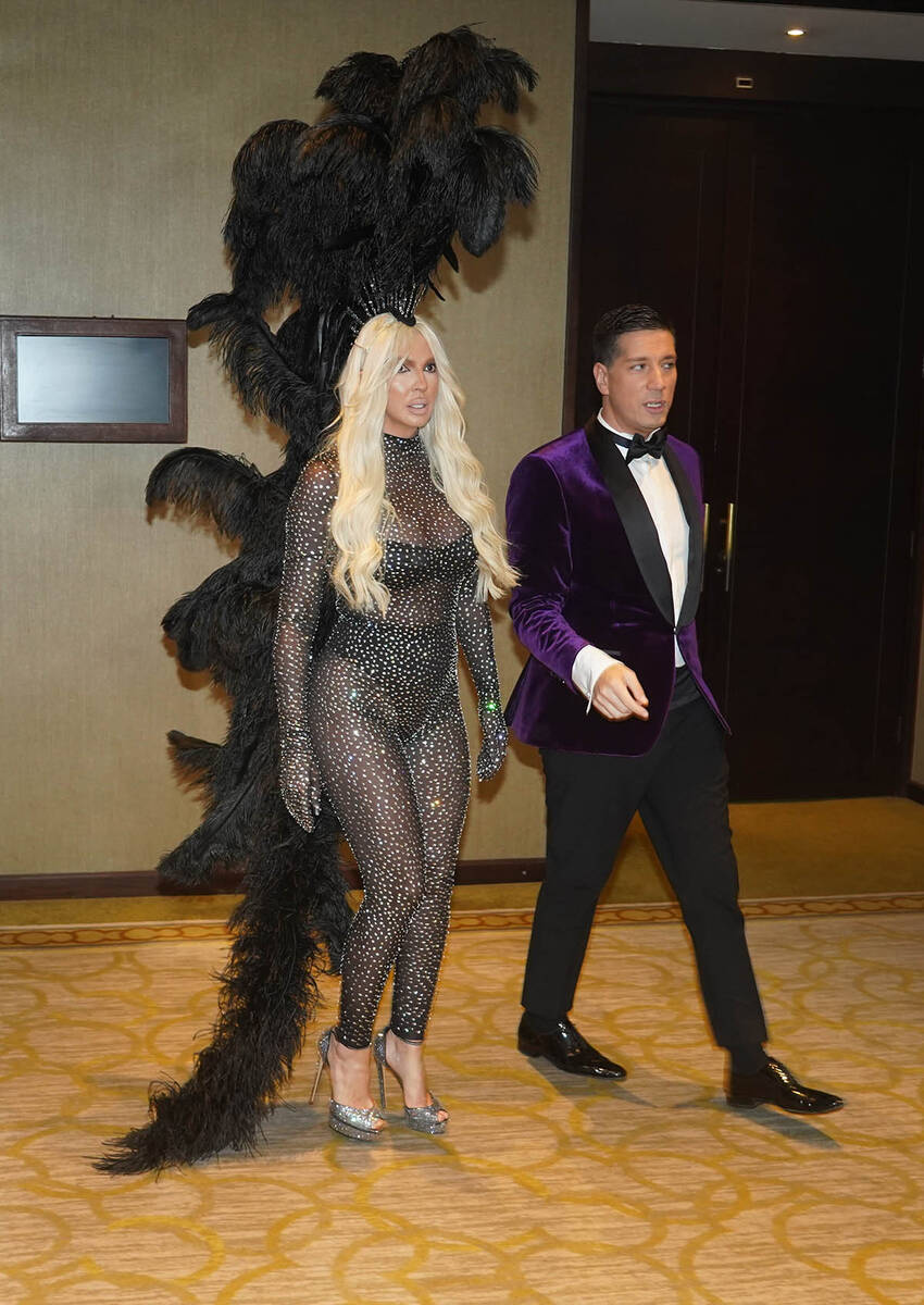 Zoran Birtašević Jelena Karleuša (1).jpg