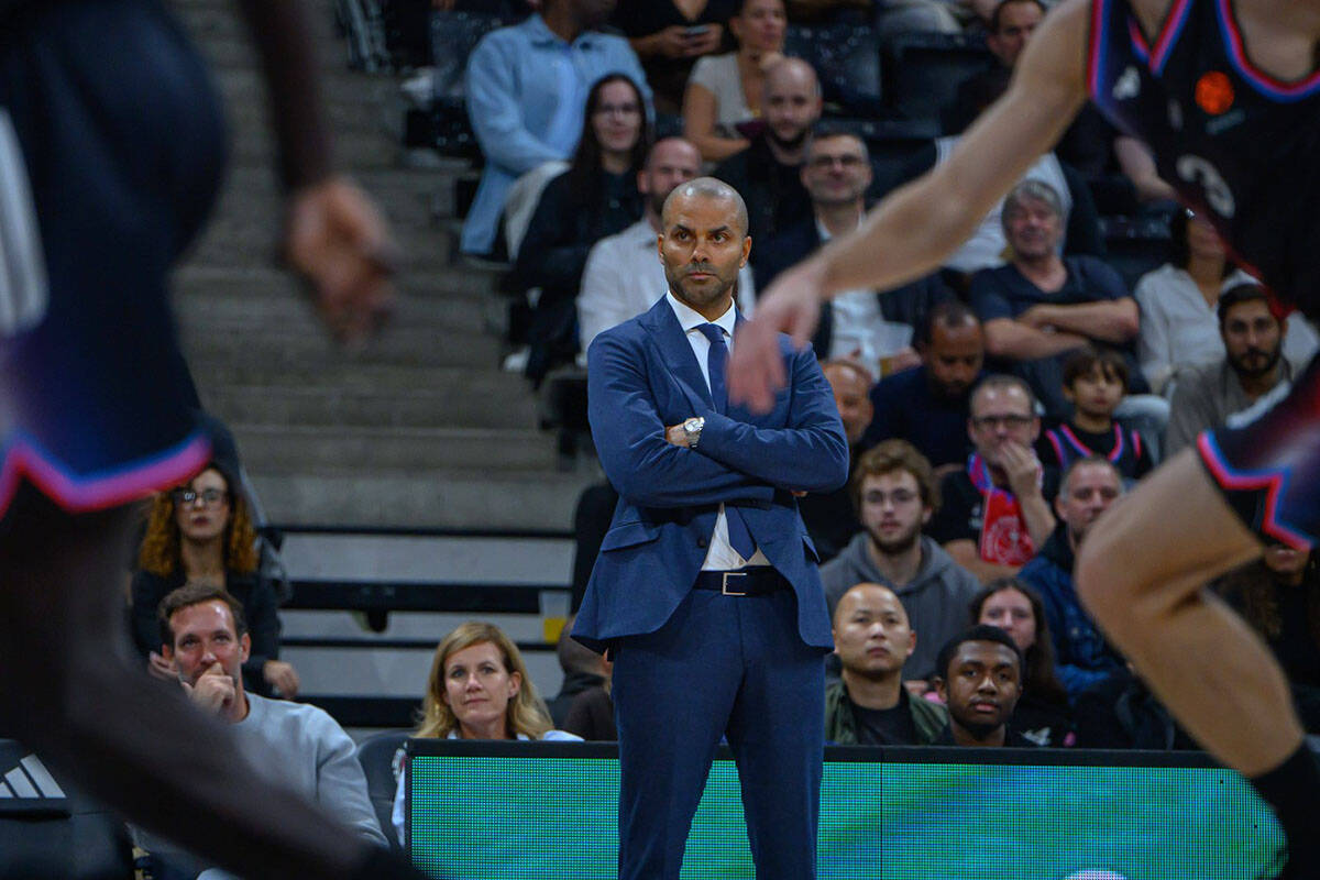 Pariz - Asvel (1).jpg