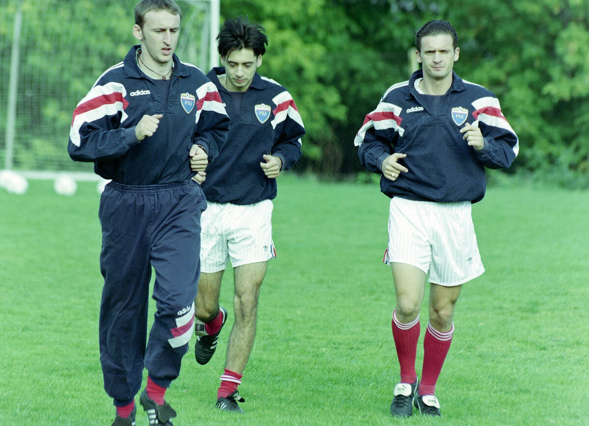Bivši fudbaler Dragan Ćirić na treningu reprezentacije Jugoslavije.