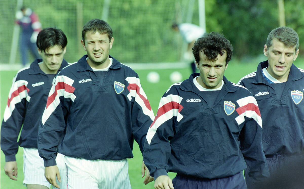 Bivši fudbaler Dragan Ćirić na treningu reprezentacije Jugoslavije.
