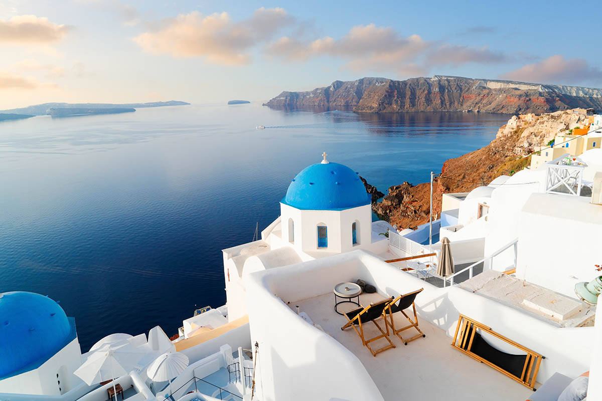Terasa i more u gradu Santorini
